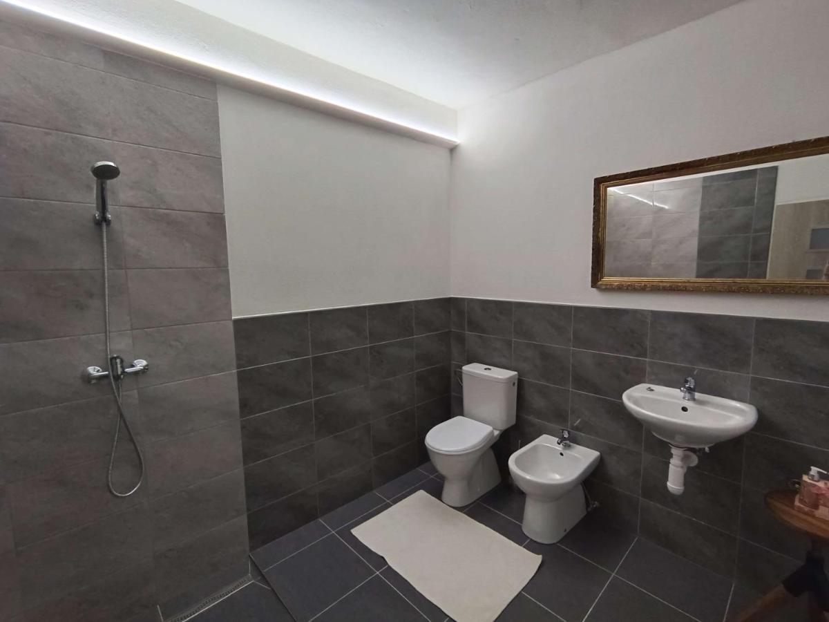 Apartmany Nad Splavem Зноймо Екстериор снимка
