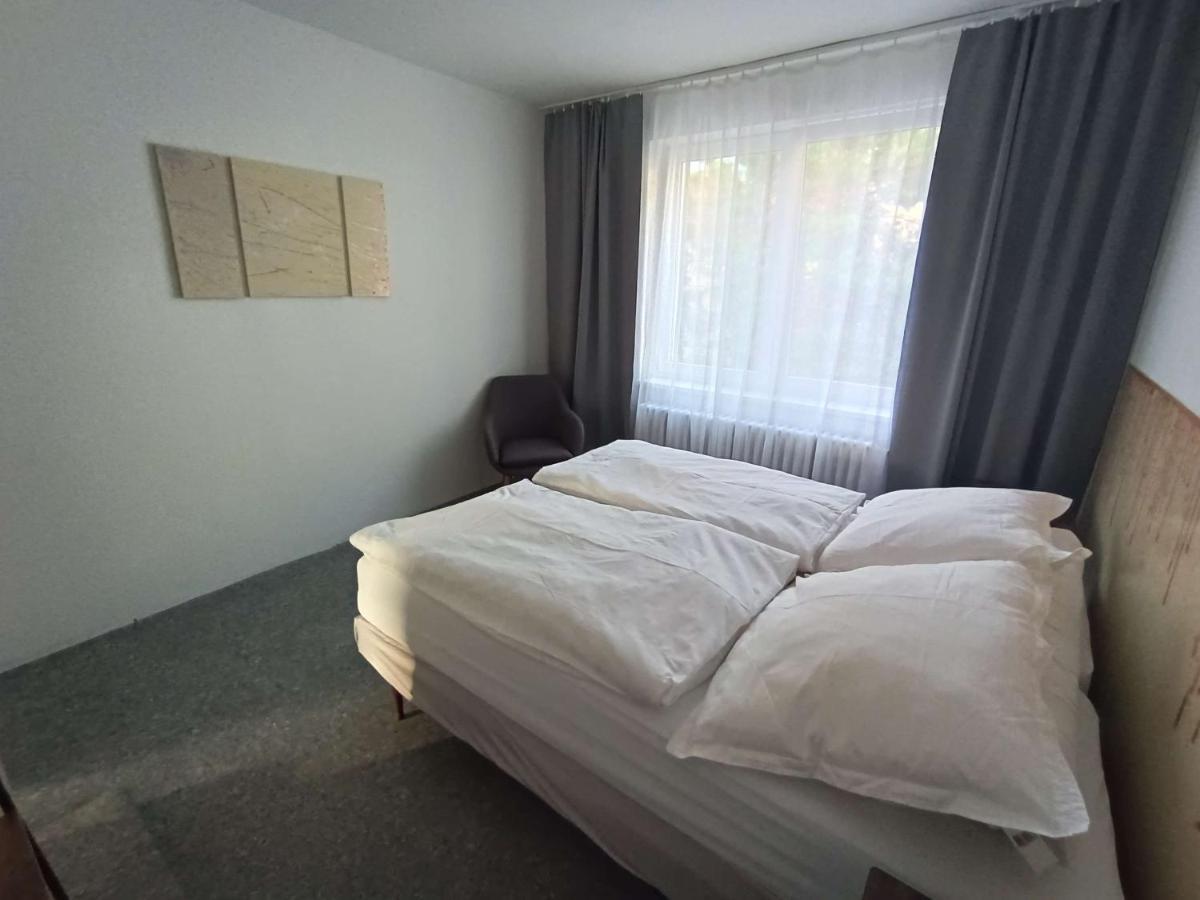Apartmany Nad Splavem Зноймо Екстериор снимка